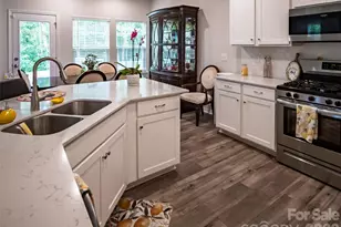 15521 Capps Rd, Charlotte, NC 28278 - Photo 13