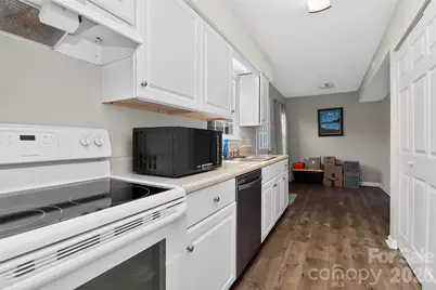 11117 Park Road, Charlotte, NC 28226 - Photo 13