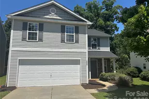 4506 Christenbury Hills Ln, Charlotte, NC 28269 - Photo 1