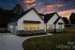 520 Allen Wy, Indian Trail, NC 28079 - Photo 3
