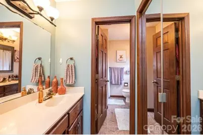 5976 Gold Creek Estate Drive, Hickory, NC 28601 - Photo 33