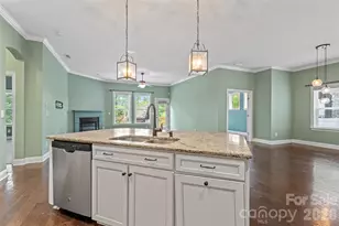 11633 Bradford Park Dr, Davidson, NC 28036 - Photo 7