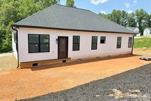 1204 Spring Time Ct SW, Lenoir, NC 28645 - Photo 3