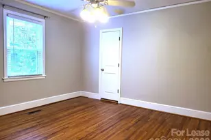 4229 Hiddenbrook Dr, Charlotte, NC 28205 - Photo 13