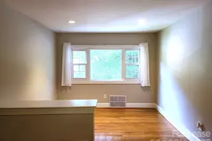 4229 Hiddenbrook Dr, Charlotte, NC 28205 - Photo 15