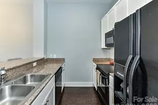 115 E Park Ave, Charlotte, NC 28203 - Photo 11