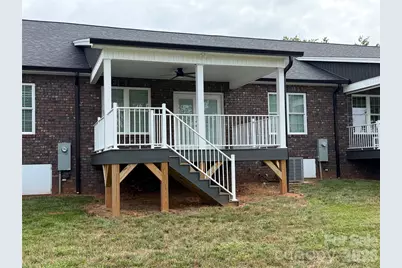 302 E Boyd Street #Unit D, Maiden, NC 28650 - Photo 9