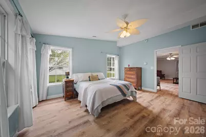 1040 Thorncrest Drive, Fletcher, NC 28732 - Photo 23