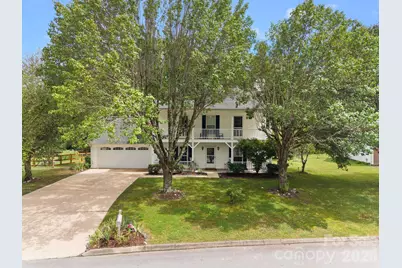 1040 Thorncrest Drive, Fletcher, NC 28732 - Photo 3