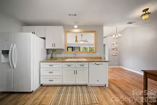 1040 Thorncrest Dr, Fletcher, NC 28732 - Photo 13
