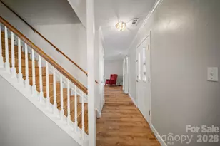 1040 Thorncrest Dr, Fletcher, NC 28732 - Photo 11