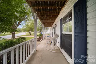 1040 Thorncrest Dr, Fletcher, NC 28732 - Photo 5