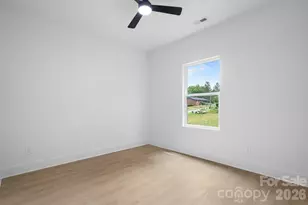 512 28th St SW, Hickory, NC 28602 - Photo 17