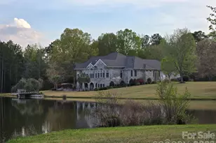 747 Shoreline Dr, Lancaster, SC 29720 - Photo 5