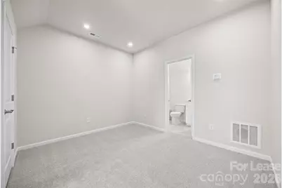 5640 Kingspan Drive, Charlotte, NC 28217 - Photo 29