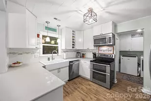 11701 Harrowfield Rd, Charlotte, NC 28226 - Photo 9