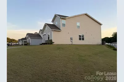 7024 Maple Run Circle, Charlotte, NC 28215 - Photo 5