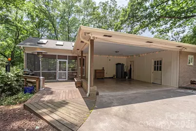 1800 Lumarka Drive, Charlotte, NC 28212 - Photo 39
