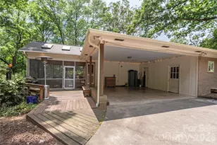 1800 Lumarka Dr, Charlotte, NC 28212 - Photo 39