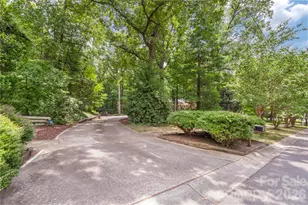 1800 Lumarka Dr, Charlotte, NC 28212 - Photo 37