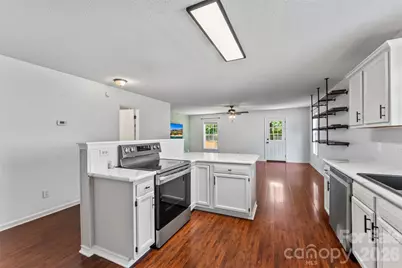 820 Saint Andrews Place, Concord, NC 28025 - Photo 9