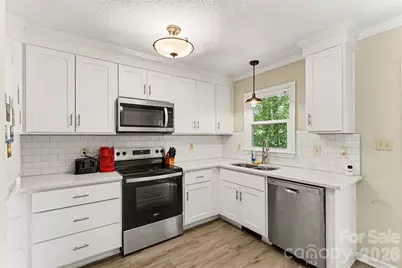 308 Kershaw Street, Lancaster, SC 29720 - Photo 11