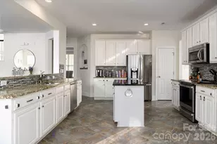 11018 Royal Colony Dr, Waxhaw, NC 28173 - Photo 11