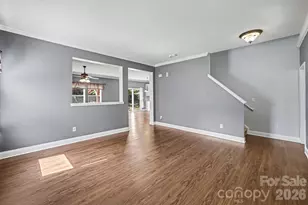 10327 Barrands Ln, Charlotte, NC 28278 - Photo 9