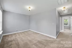 10327 Barrands Ln, Charlotte, NC 28278 - Photo 15
