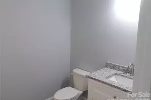 339 W 11th St, Oakboro, NC 28129 - Photo 13