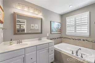 2023 Sage Park Dr, Charlotte, NC 28217 - Photo 25