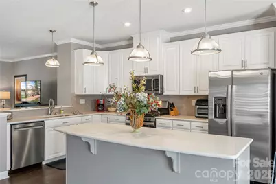 2023 Sage Park Drive, Charlotte, NC 28217 - Photo 11