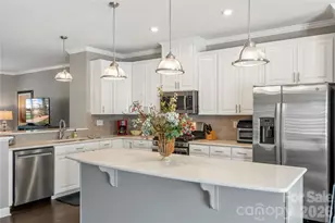 2023 Sage Park Dr, Charlotte, NC 28217 - Photo 11