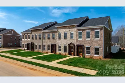 2115 24th Street Lane SE, Hickory, NC 28602 - Photo 1