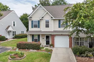 806 Rock Lake Glen, Fort Mill, SC 29715 - Photo 5