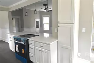 302 Maurice St, Monroe, NC 28112 - Photo 5