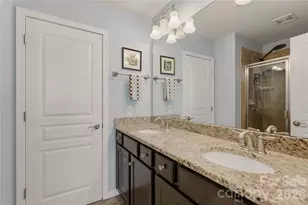 2433 Diplomat Ln, Charlotte, NC 28210 - Photo 15