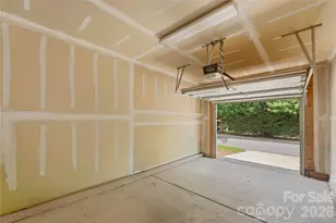 2433 Diplomat Ln, Charlotte, NC 28210 - Photo 21