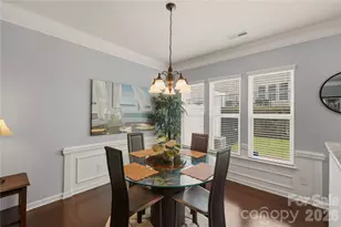 2433 Diplomat Ln, Charlotte, NC 28210 - Photo 5