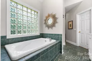 106 Oakland Ct NE, Valdese, NC 28690 - Photo 15