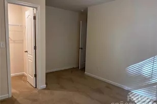 7617 Malden Park Dr, Charlotte, NC 28215 - Photo 33