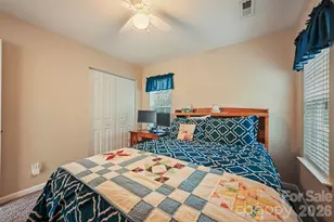 15926 Bubbling Branch Ln, Charlotte, NC 28273 - Photo 23