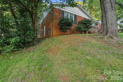 6805 Deanwood Place, Charlotte, NC 28217 - Photo 17