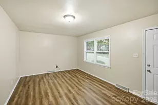 6805 Deanwood Pl, Charlotte, NC 28217 - Photo 7