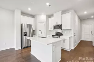 9040 Foggy Brook Loop, Charlotte, NC 28216 - Photo 11