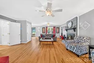 103 Chateau Dr, Gastonia, NC 28056 - Photo 11