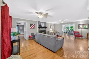 103 Chateau Dr, Gastonia, NC 28056 - Photo 5