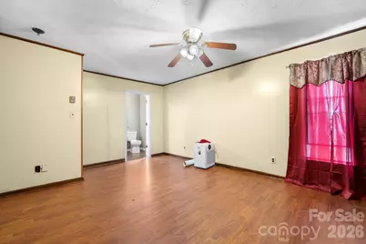 828 Manchester Street SW, Lenoir, NC 28645 - Photo 7