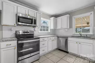 1002 Ramseur Rd, Bessemer City, NC 28016 - Photo 9