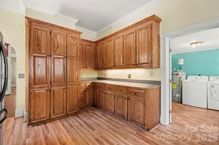 313 Gold St, Kings Mountain, NC 28086 - Photo 17